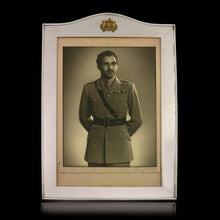 Load image into Gallery viewer, Princely India - Presentation Portrait of the Maharaja Bahadur Singh of Bundi, 1946