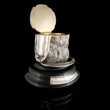 Load image into Gallery viewer, 4th (Queen’s Own) Hussars - Silver Busby Snuff Mull, 1935