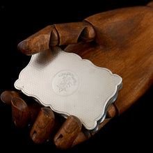 Load image into Gallery viewer, A George V Northumberland Fusiliers Snuff Box, 1912