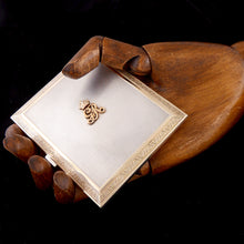 Load image into Gallery viewer, A George V Royal Presentation Cigarette Case, 1920