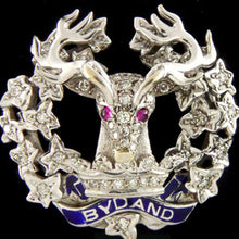 Load image into Gallery viewer, Gordon Highlanders Brooch