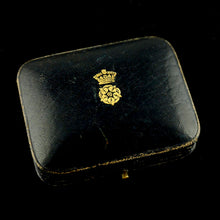 Load image into Gallery viewer, Prince and Princess of Wales Presentation Bar Brooch