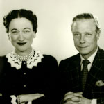 Load image into Gallery viewer, A Signed Presentation Double Portrait Photograph the Duke of Windsor and Duchess of Windsor by Dorothy Wilding, dated 1952