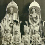 Load image into Gallery viewer, A Signed Viceregal Presentation Portrait of The Marquess and Marchioness of Willingdon, signed and dated Delhi 1936
