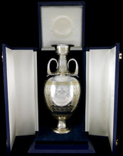 Load image into Gallery viewer, Cleopatra's Needle (London) - Presentation Urn, 1878