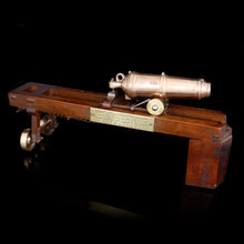 Load image into Gallery viewer, Royal Engineers - Model of a Bronze Carronade, 1810
