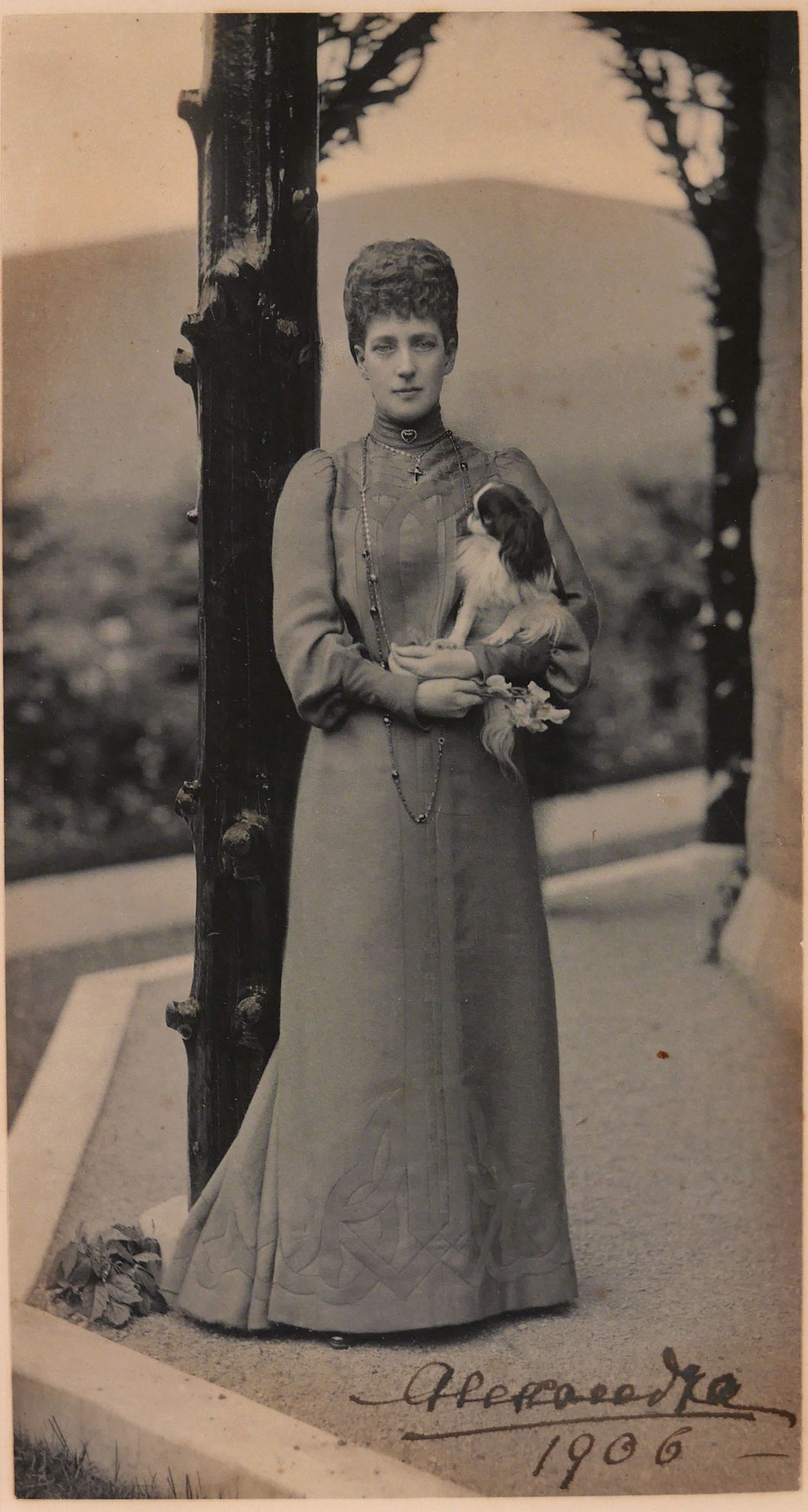 Royal Presentation Portrait of Queen Alexandra, 1906