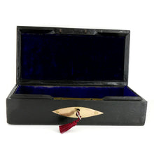 Load image into Gallery viewer, Royal Navy - A Post Captain’s Despatch Box, 1800