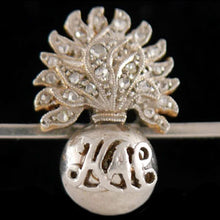 Load image into Gallery viewer, Honourable Artillery Company (Infantry) Bar Brooch (s)
