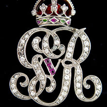 Load image into Gallery viewer, George V Royal Cypher Brooch
