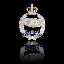 Load image into Gallery viewer, 4th Royal Tank Regiment Brooch
