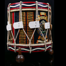 Load image into Gallery viewer, 1st Battalion The Queen’s Regiment Presentation Drum Table, 1966
