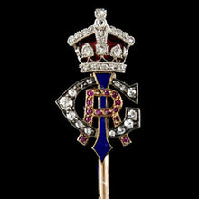 Load image into Gallery viewer, George V King Emperor Presentation Stick Pin
