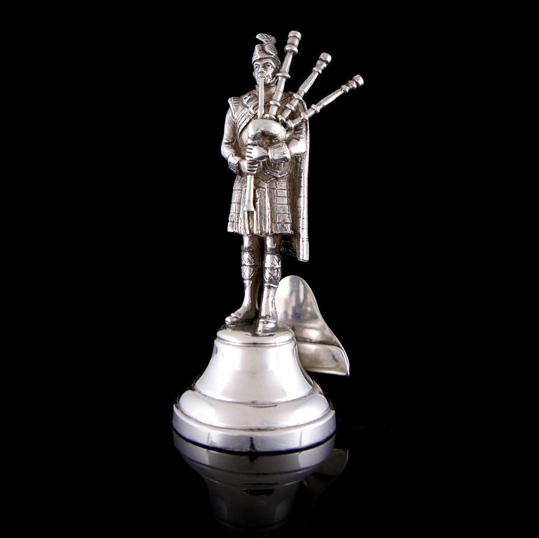 Gordon Highlanders - A George VI Silver Figure of an Piper, 1946