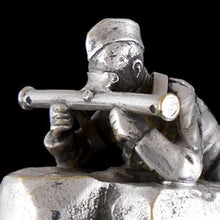 Load image into Gallery viewer, Rangefinder - An Optics Manufacturer’s Military Presentation Model, 1913
