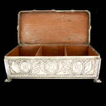 Load image into Gallery viewer, A First World War Patriotic Box, circa 1914
