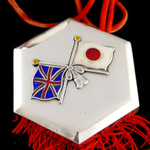 Load image into Gallery viewer, Anglo-Japanese Alliance (Nichi-Ei Dōmei) Miniature Box, 1902-23
