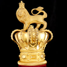 Load image into Gallery viewer, A Victorian British Infantry Colour Finial, 1880
