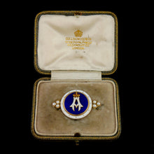 Load image into Gallery viewer, Queen Alexandra Royal Presentation Brooch

