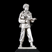 Load image into Gallery viewer, Parachute Regiment - A Pair of George VI Presentation Figures, 1949
