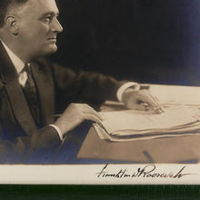 Load image into Gallery viewer, Signed Presentation Portrait of Franklin Delano Roosevelt, 1933
