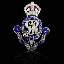 Load image into Gallery viewer, Royal Horse Artillery Brooch
