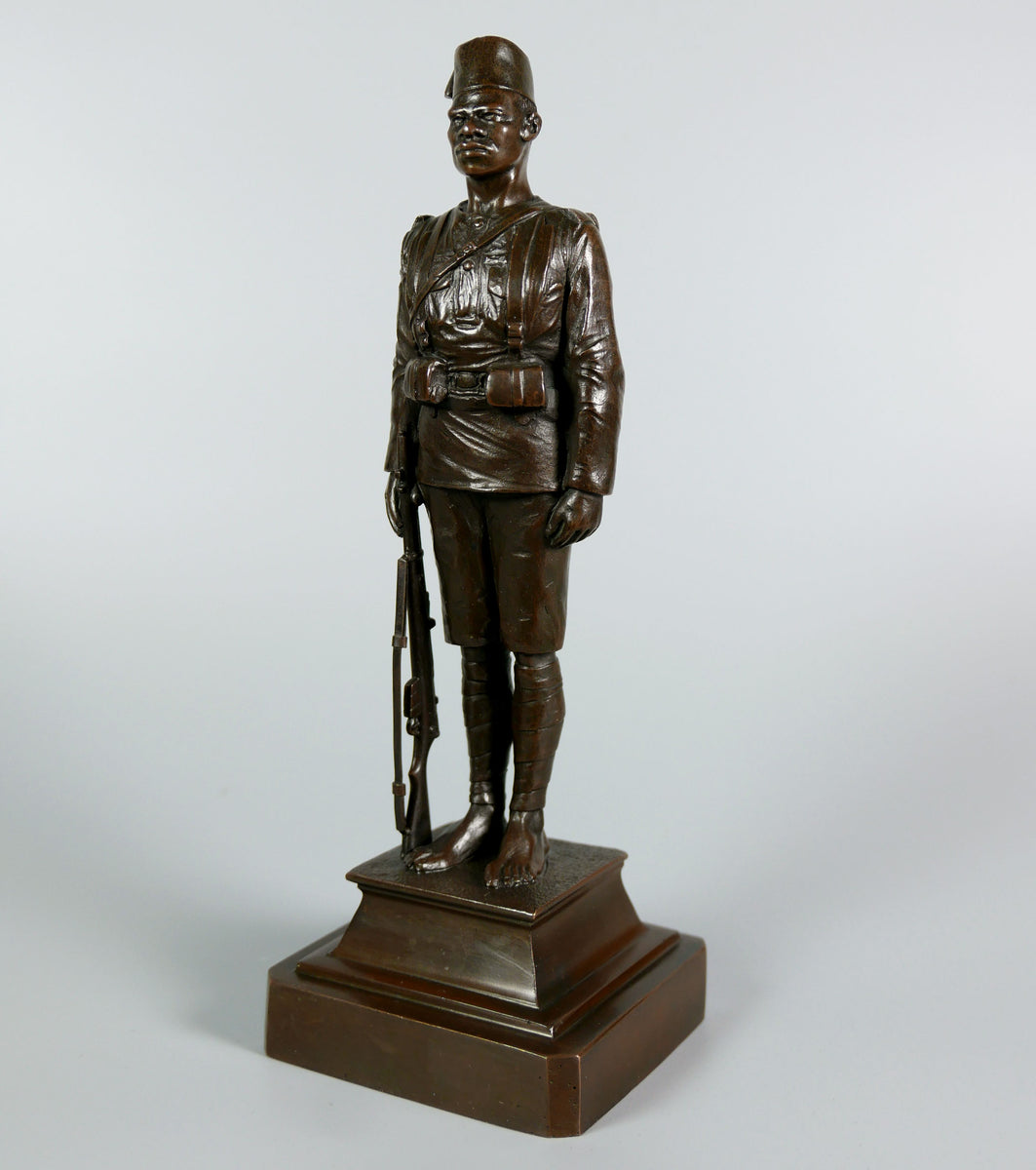 The King’s African Rifles - A Bronze Figure of a First World War Askar ...